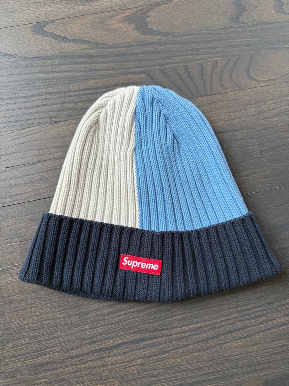 Supreme Beige, NEW Light Blue & Navy Two-Tone Ribbed Beanie OS, unisex